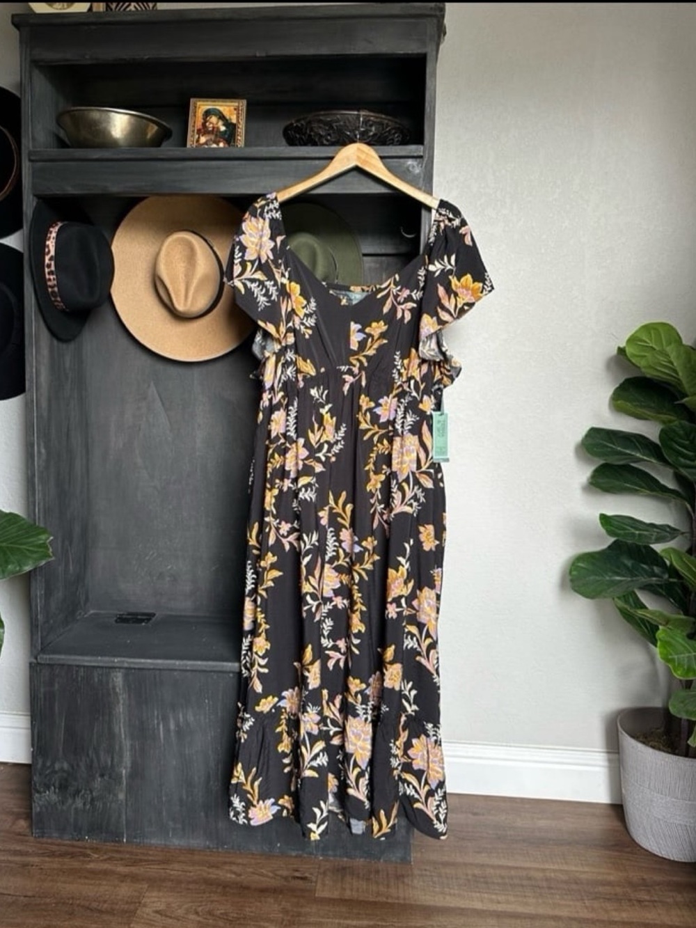 Terra & Sky Womens Plus Size Maxi Dress - Flutter Sleeve Floral Print 4X 28/30